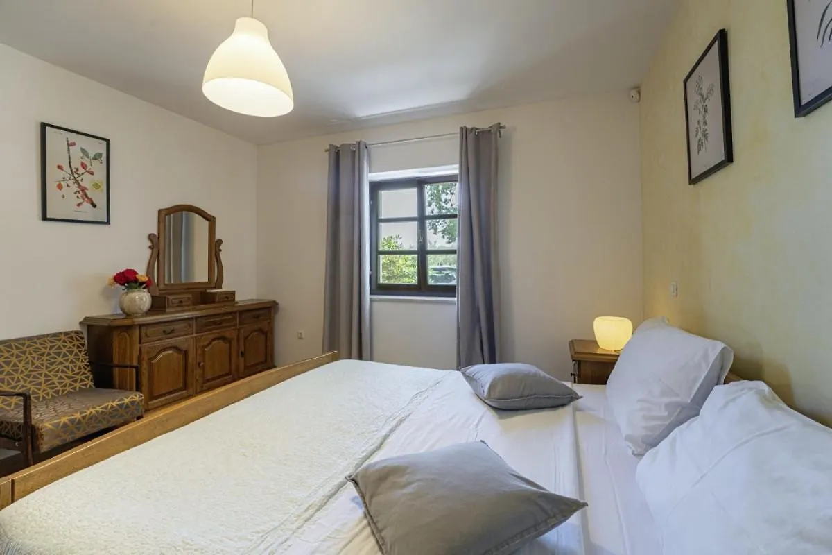 Villa Valade In Bale - Haus Fuer 6 Personen Croatia