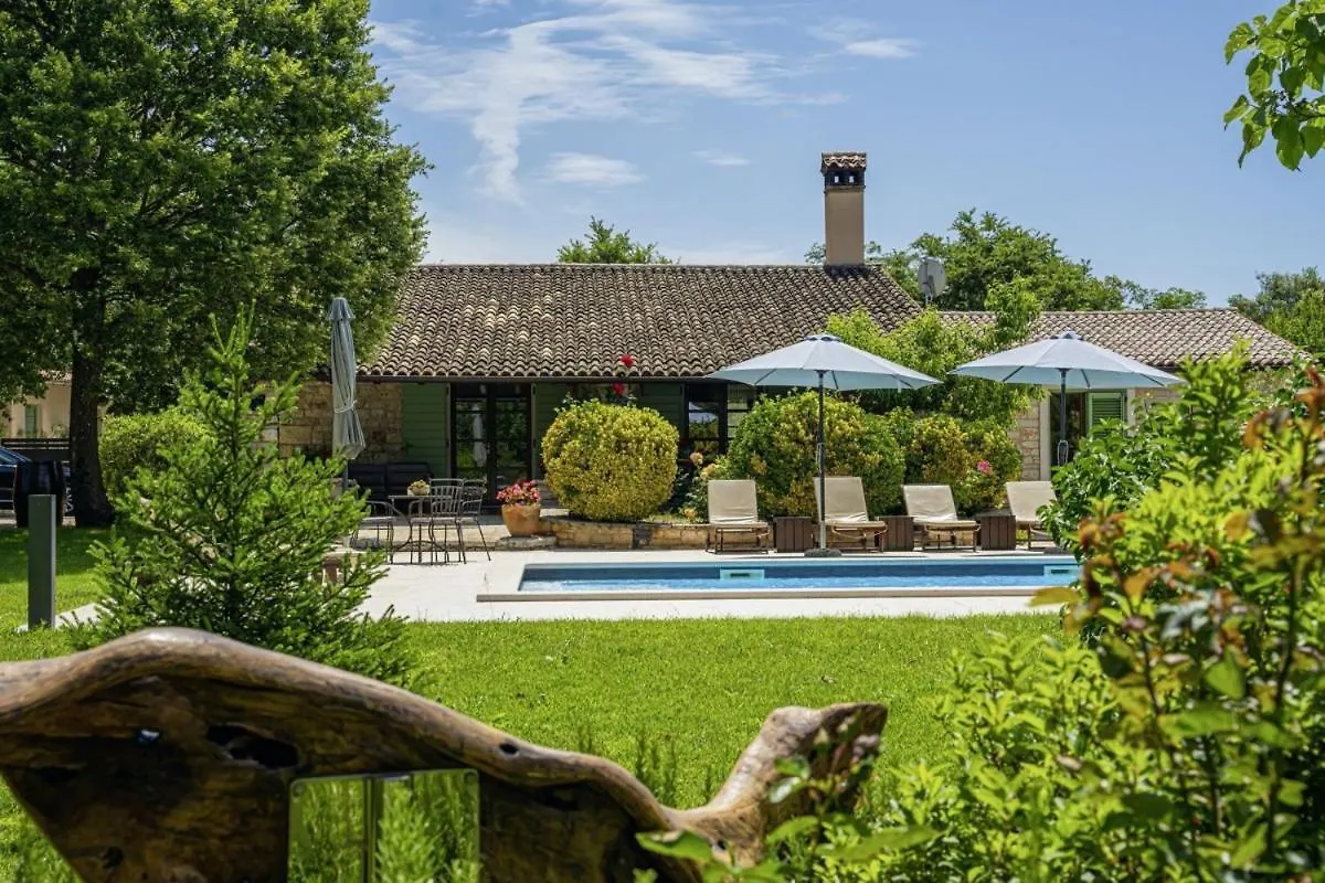 Villa Valade In Bale - Haus Fuer 6 Personen 0*,  Croatia
