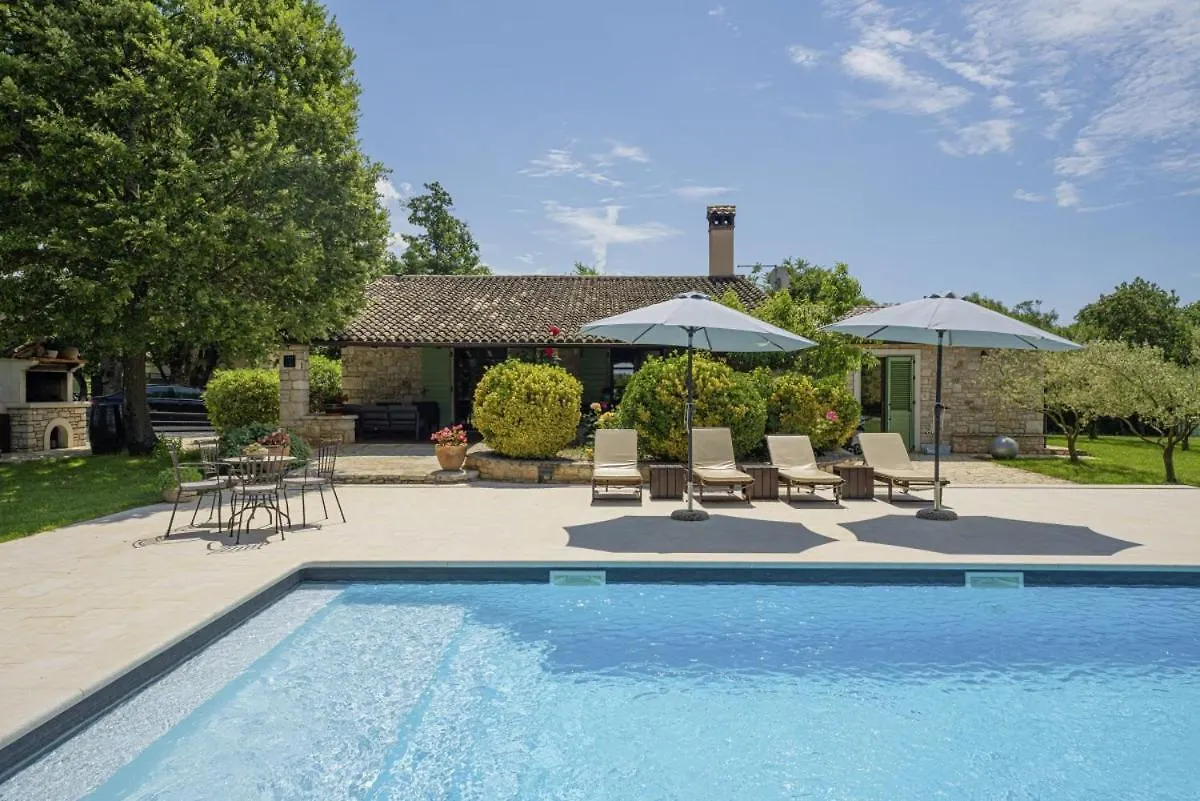 Villa Valade In Bale - Haus Fuer 6 Personen Chorvatsko